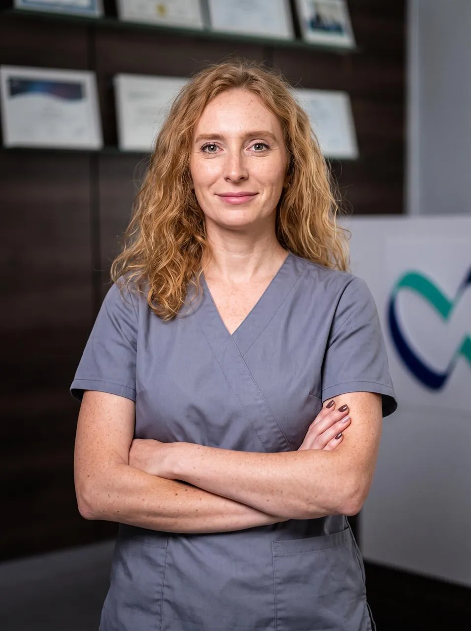 Dr. Andreea Nemeș