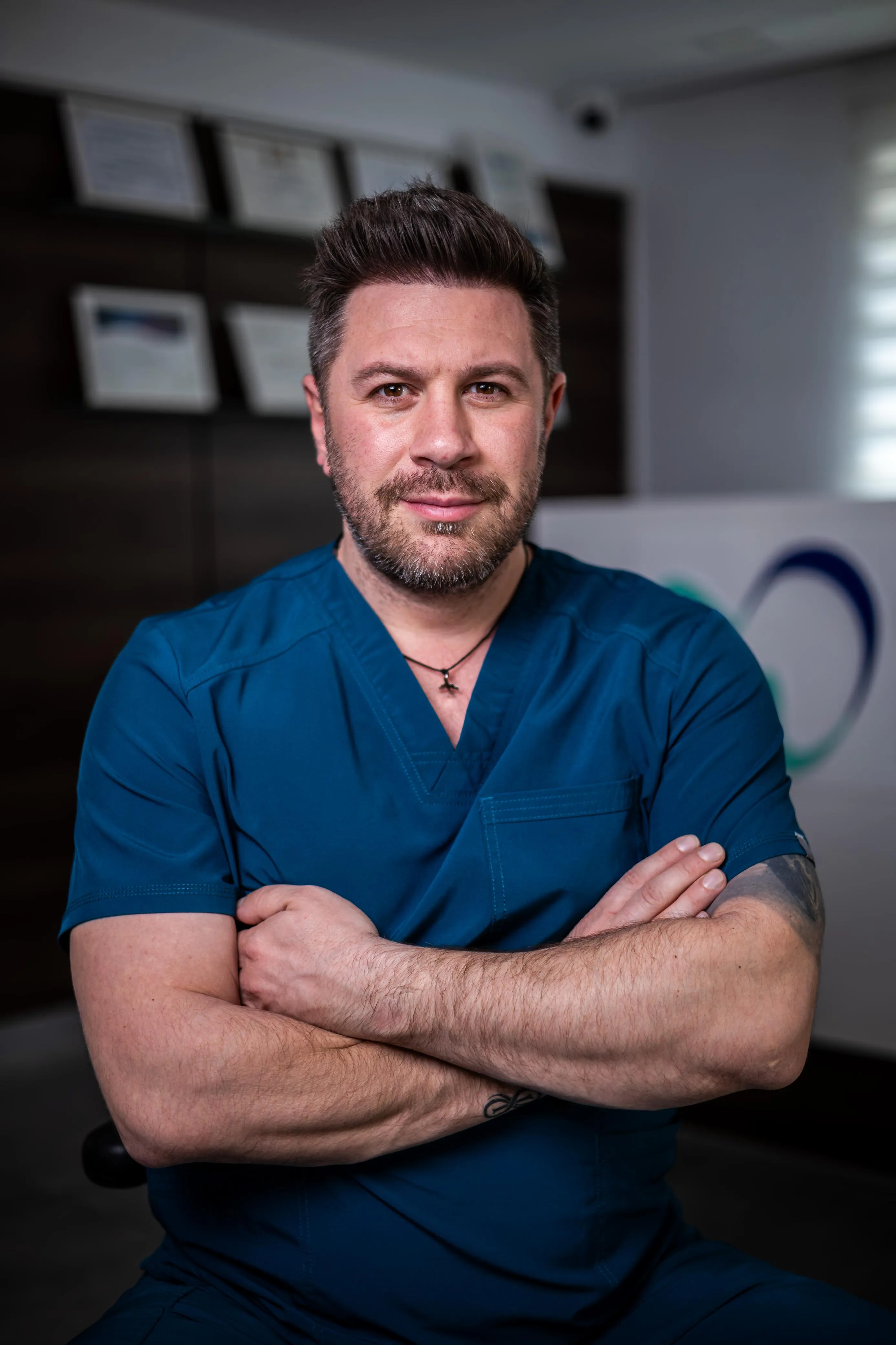 Dr. Ovidiu Cheregi